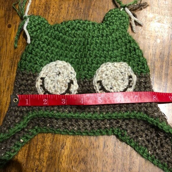 Kids Hand Knit Owl Hat w/Tie - Picture 3 of 4